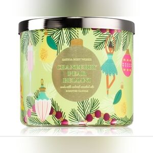 Bath & Body Works 3 Wick Candle Cranberry Pear Bellini